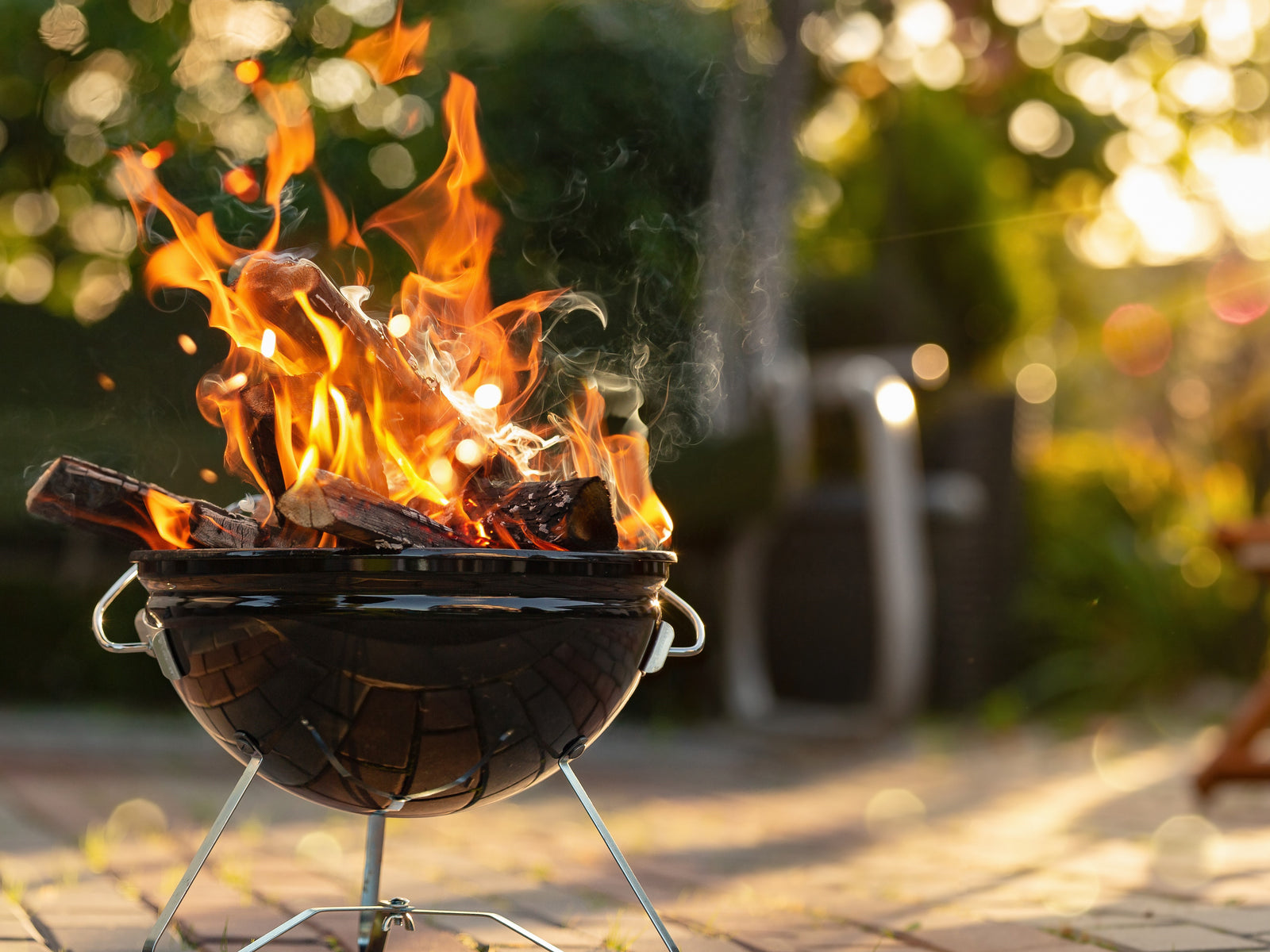 HOME AND GARDEN - MACHO CAVE